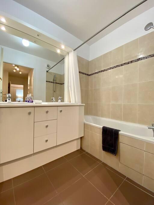 Suite Medicis Near Disneyland Serris Luaran gambar