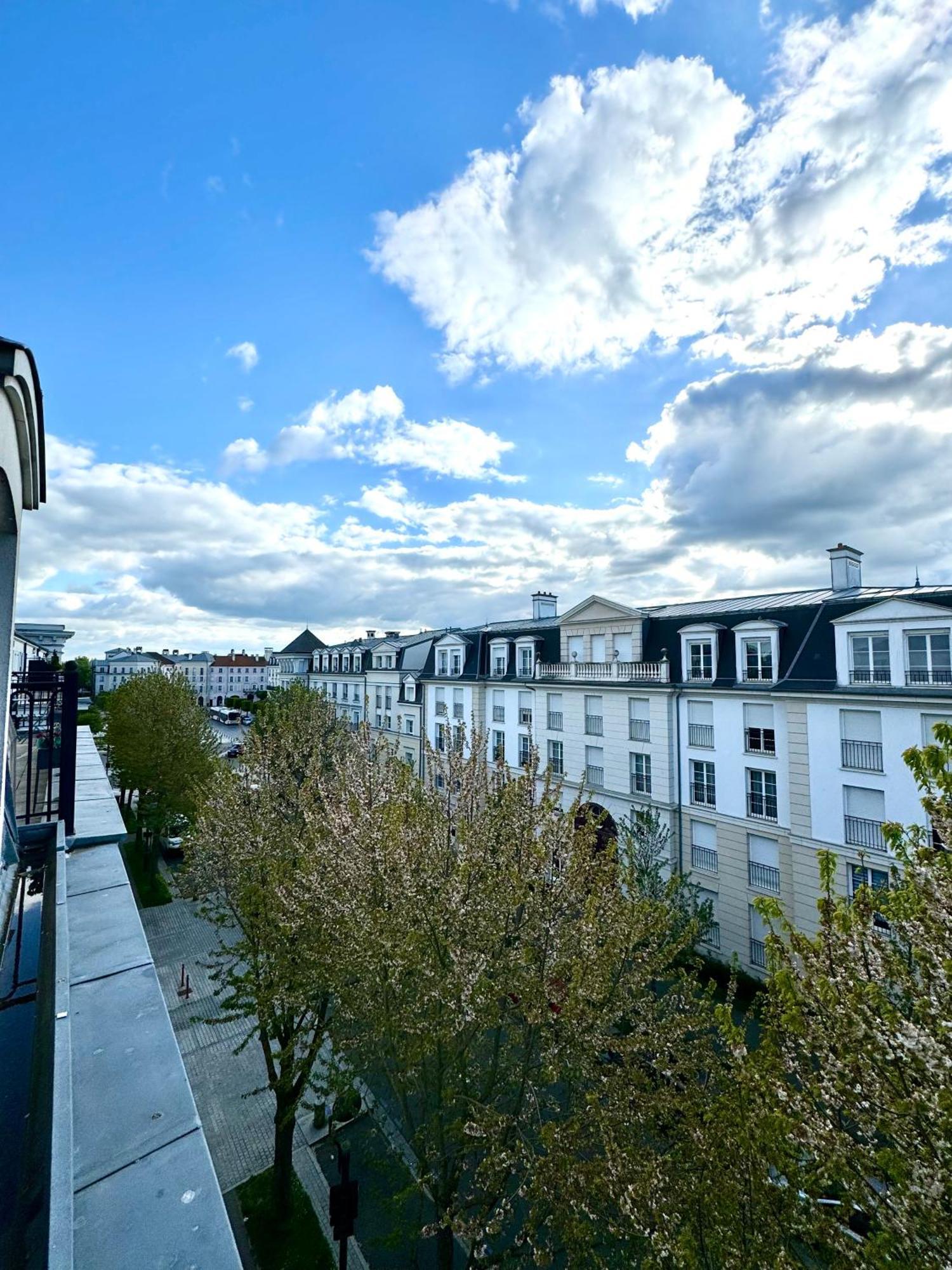 Suite Medicis Near Disneyland Serris Luaran gambar